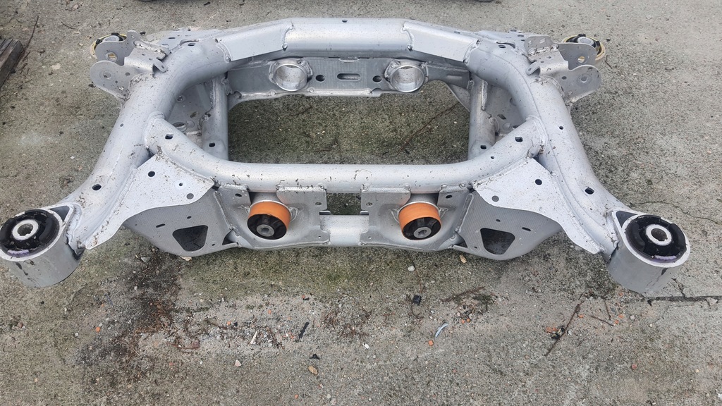 Bucșă silentbloc cauciuc-metal JAGUAR I-PACE Product image