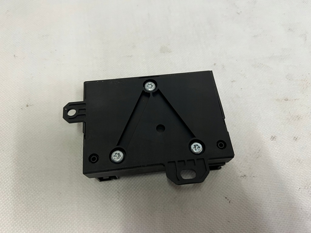 MERCEDES W204 LIFT MODUL POMPĂ DE COMBUSTIBIL A2129003408 Product image