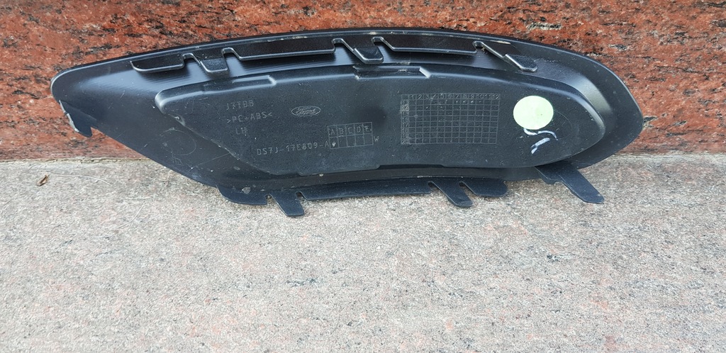 FORD MONDEO MK5 ST LINE CAPAC BARĂ SPATE L R Product image