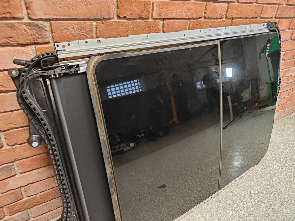 Bmw X1 F48 Panorama Trapă din sticlă Trapă Oem 8064677 7445467 Product image