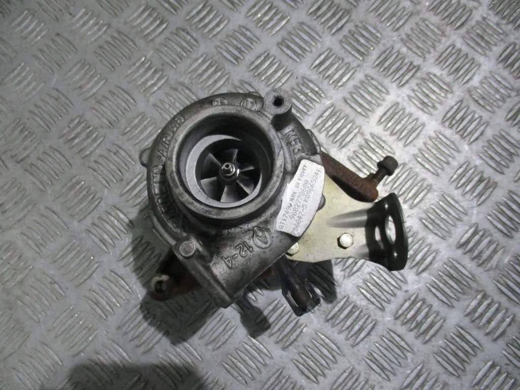TURBOCOMPRESOR PEUGEOT 407 2.0 HDI 04-11 9682778680 Product image