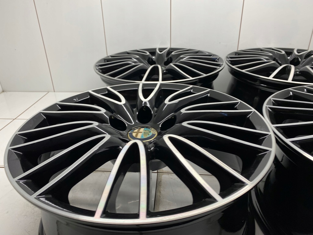 SET JANTE ALFA ROMEO GIULIA 159, Brera 7,5" x 17" 5x110 ET 41 Product image