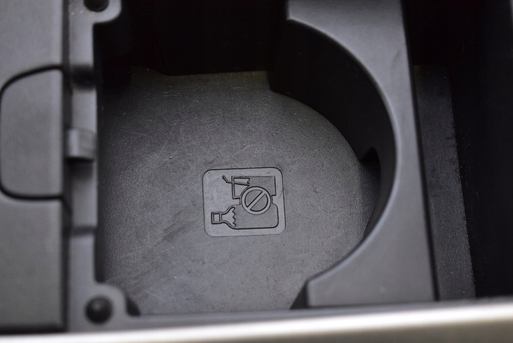 Central Tunnel Formrest 58911-02180 Toyota Auris 1 și 06-09 Product image