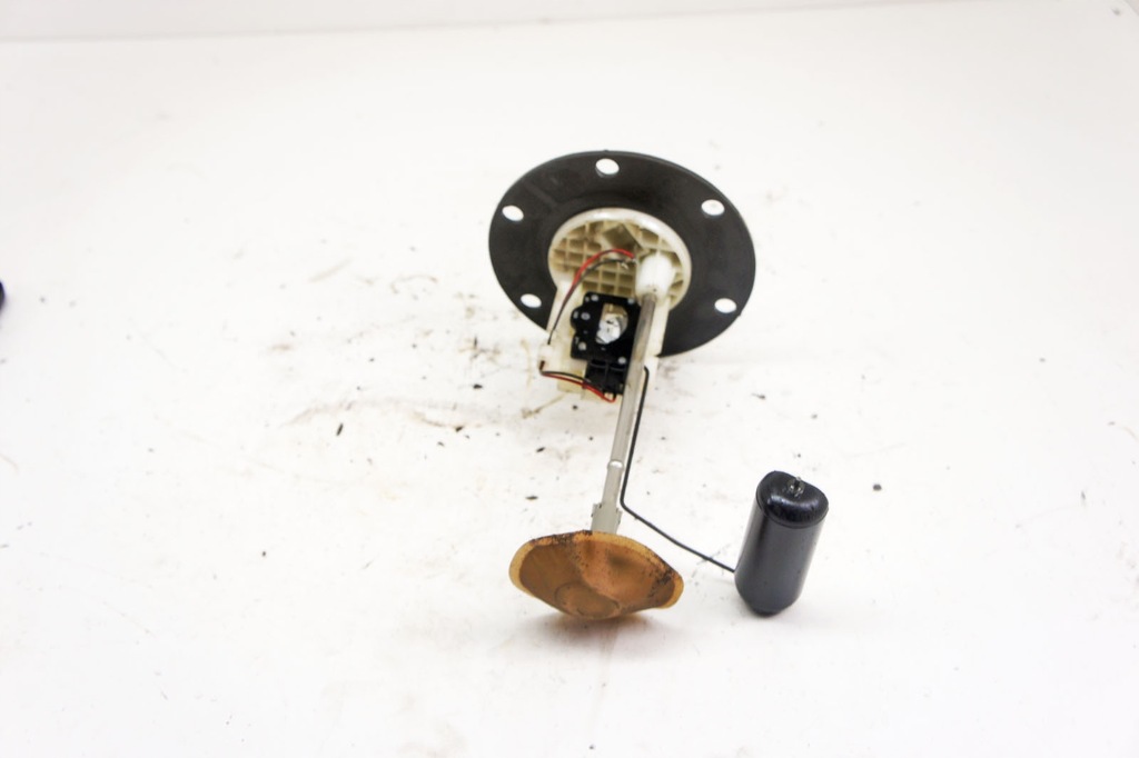 KK324 Subaru XV I 2.0d Fuel Float Product image