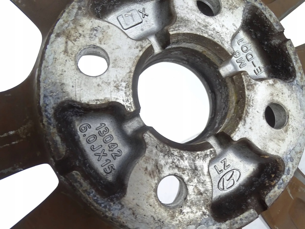 JANTE HYUNDAI 6J x 16 OFF SET 47 OE 52910-C8800 Product image