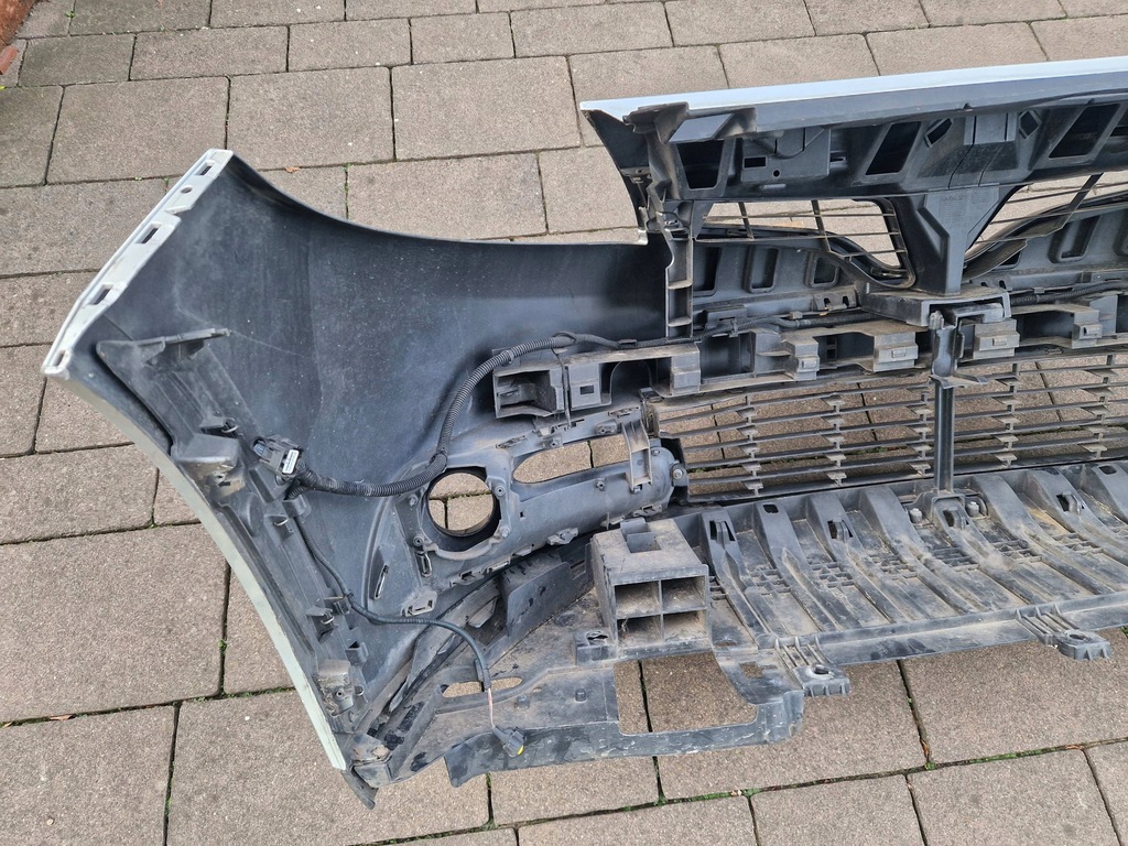 Renault Scenic III Lift Front Bumper Original 13-2016 Product image
