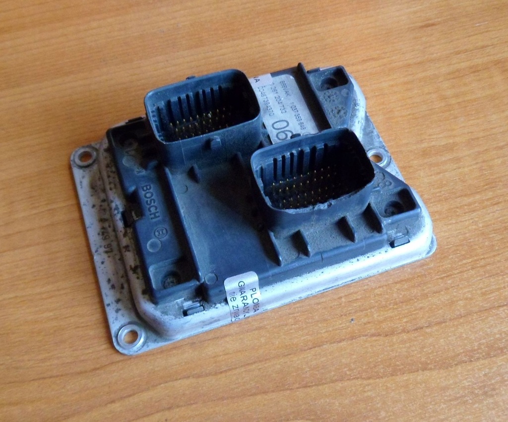Alfa Romeo 156 1.8 16v computer 0261204732 RESET CURAȚI LOGGED OFF REF Product image
