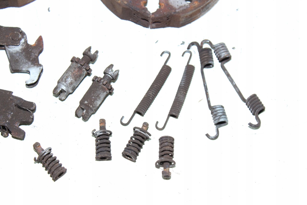 BMW E87 E88 E81 120D FRAKE MALL JURID Set manual original Product image