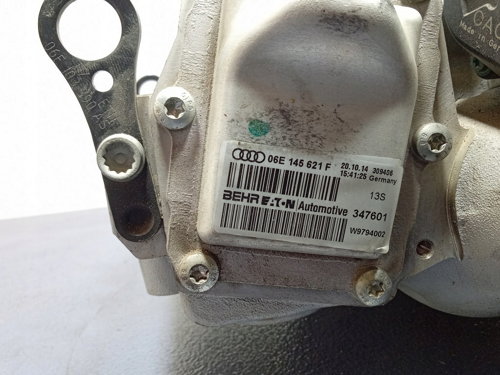 AUDI S4 A4 B8 3.0 TFSI 333KM COMPRESOR AER EATON 06E145601AN Product image