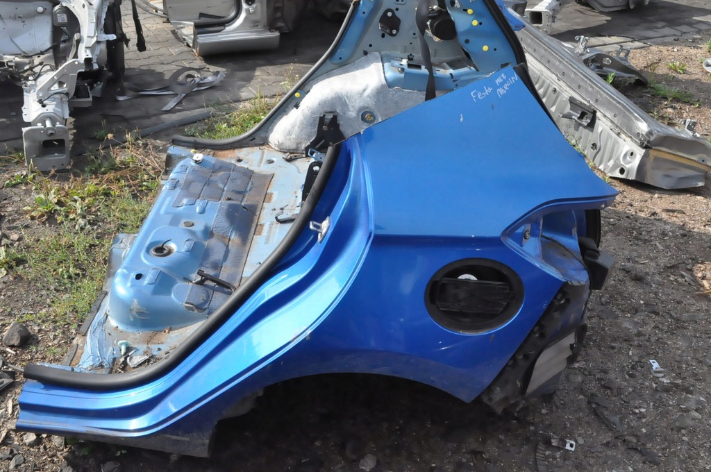 FORD FIESTA MK8 INTREGUL SPATE APARĂ CUREA SPATE STÂNGA DREAPTA Product image