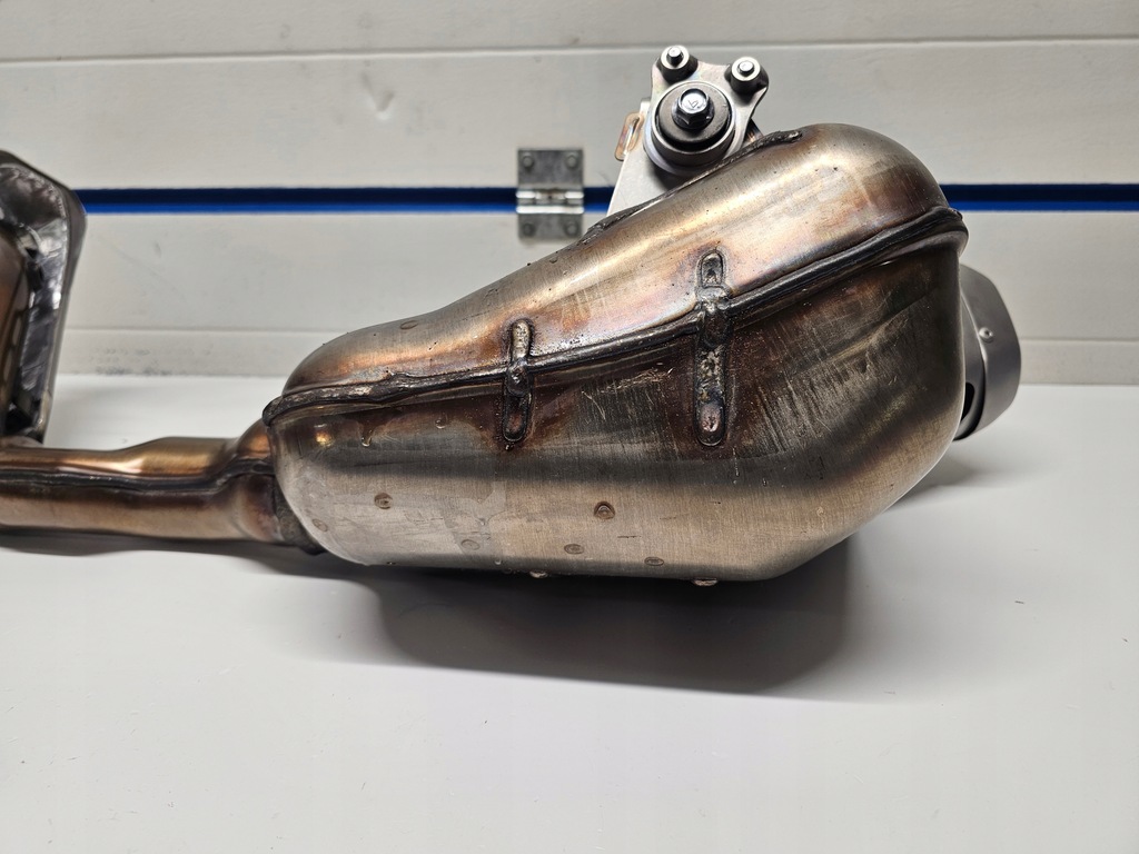 Yamaha MT 07 21-23 21+ capac toba colector de evacuare complet Product image