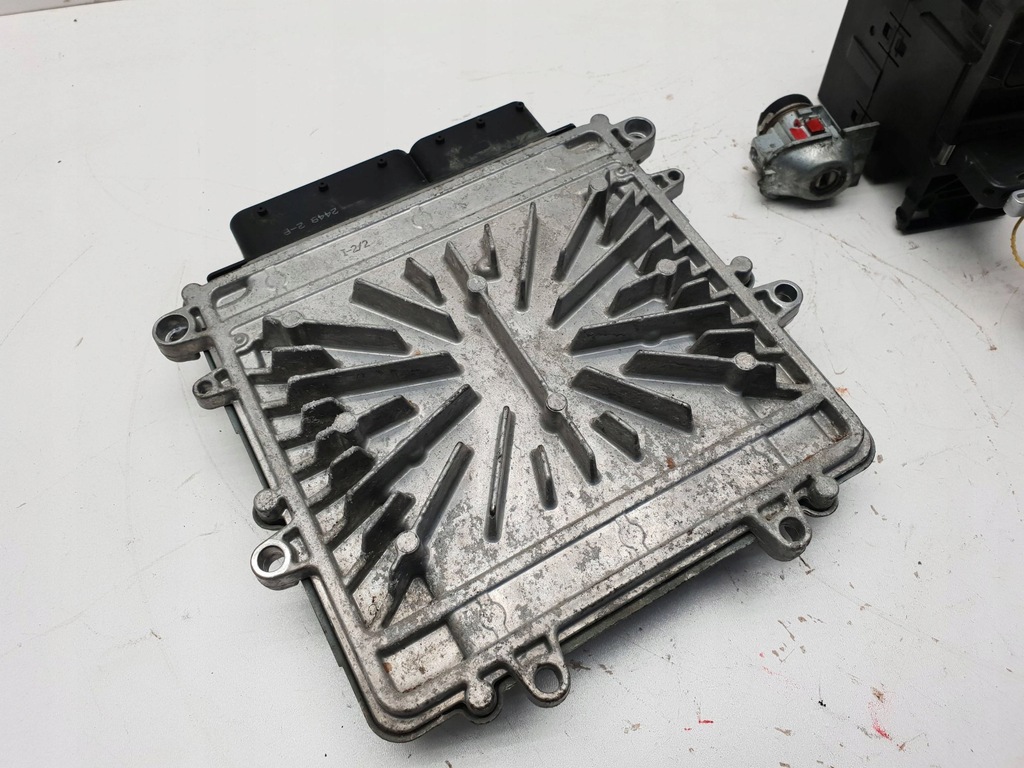 Volvo XC60 2009 Set Controller / Modul ECU Product image