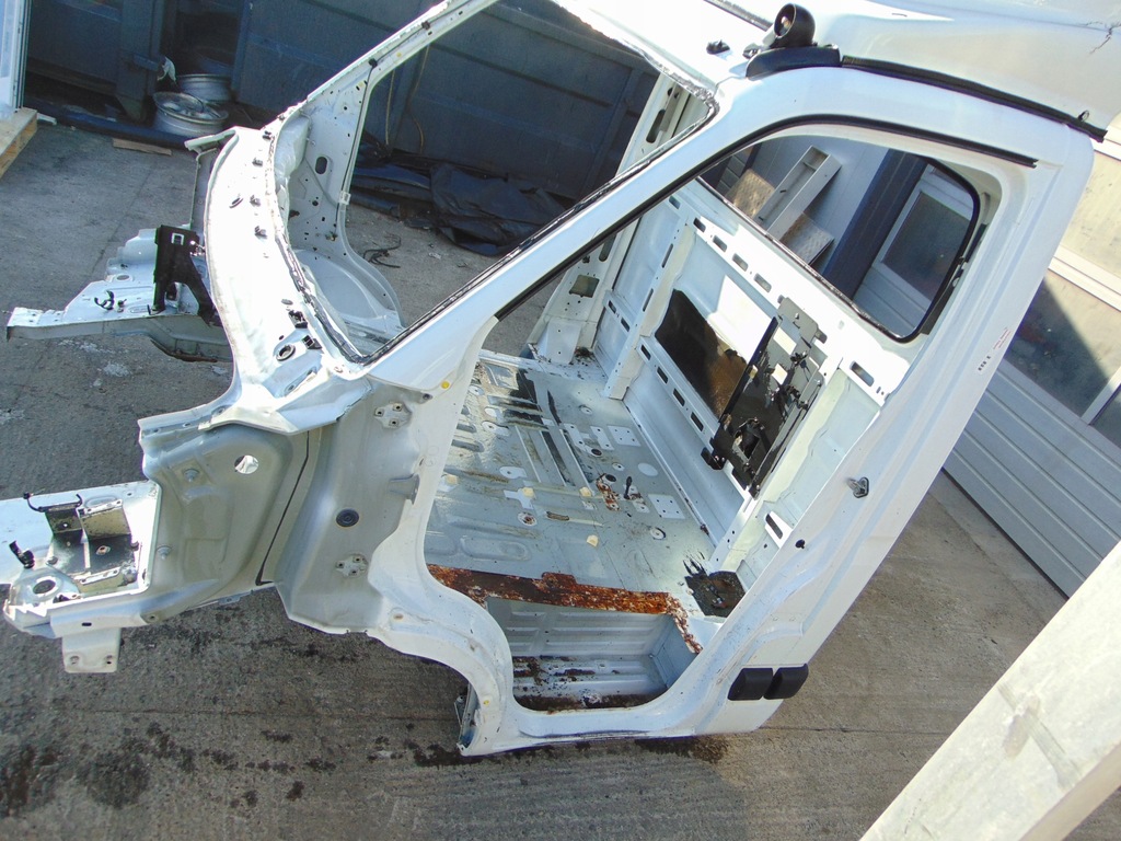 RENAULT MASCOTT LIFT 03-10 CADRU CAROSERIE CABINA Product image