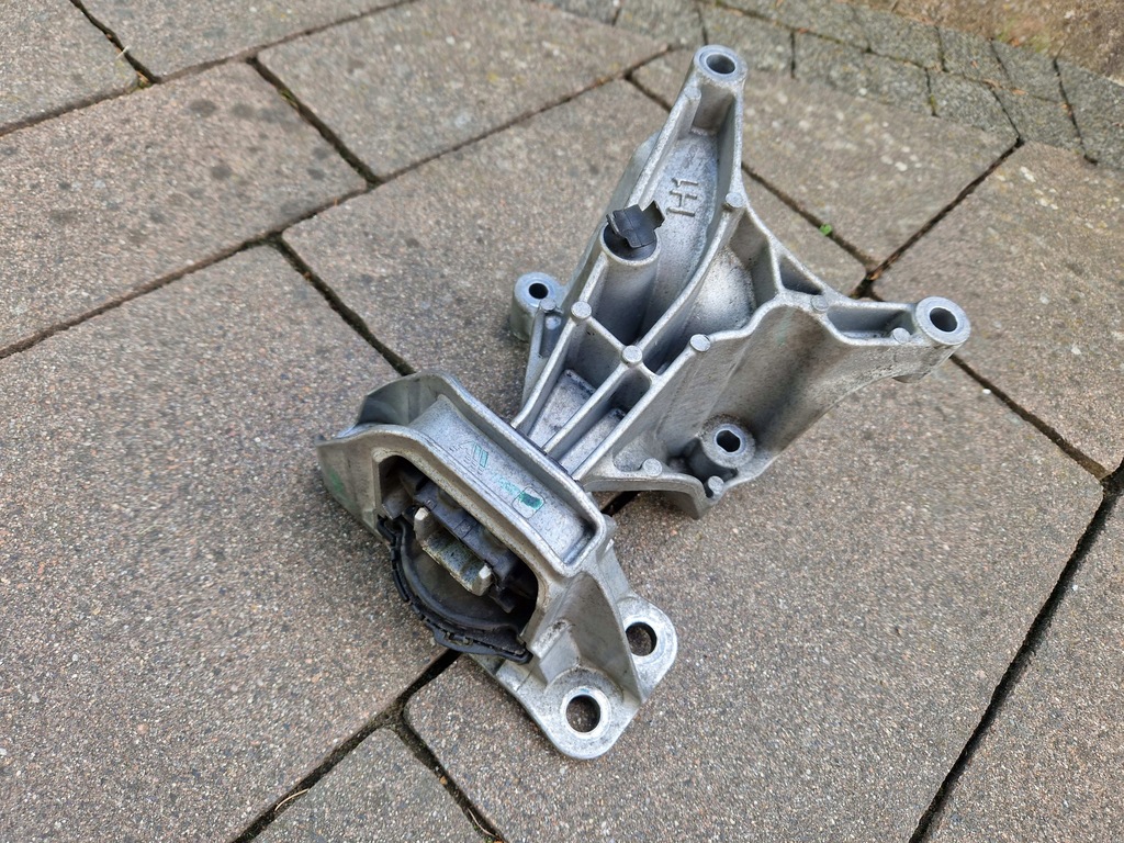 Juke II F16 Clio v Captur II PAW motor 1.0 DIGT 112325208R   2019 Product image