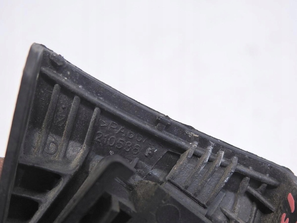 BUMP CAPAC DREAPTA RENAULT SCENIC II LIFT Product image