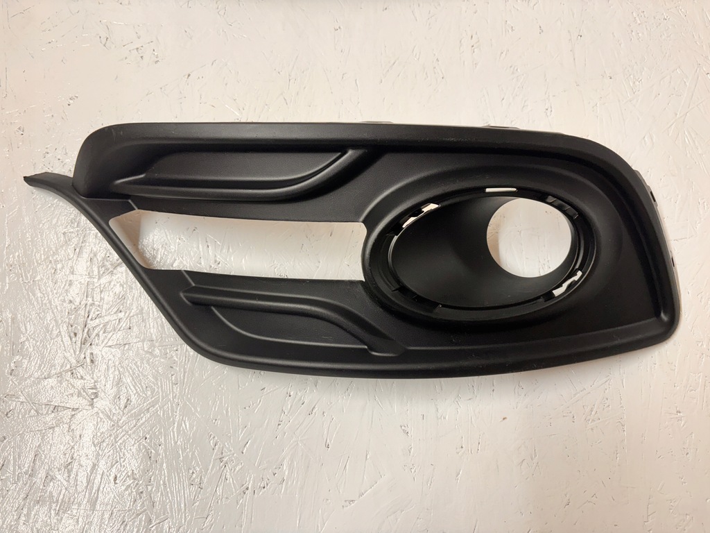 RENAULT MEGANE III LIFT - GRARA BARA SFASTA STÂNGA 261A32193R DREAPTA 261A25882R Product image