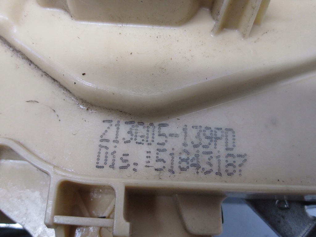Panda III 13r Blocarea ușii chiar înapoi 51843187 Product image