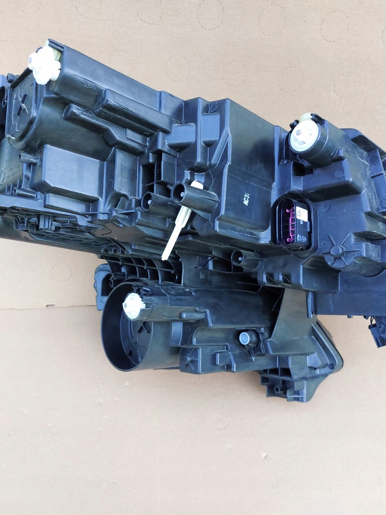 LAMPA FULL LED SKODA KODIAQ FATA STANGA 566941015H ORIGINALA Product image