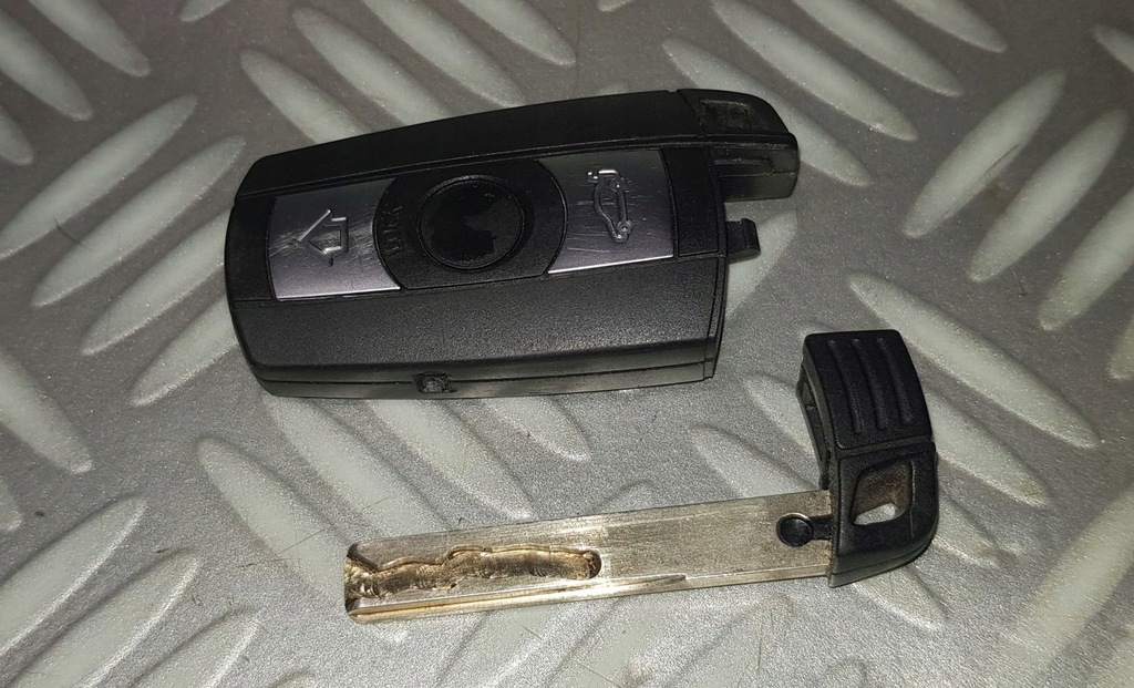 BMW E60 E87 E90 CHEIE GROT CHEIE Aprindere TELECOMANDA RADIO 868MHZ 6954808 Product image
