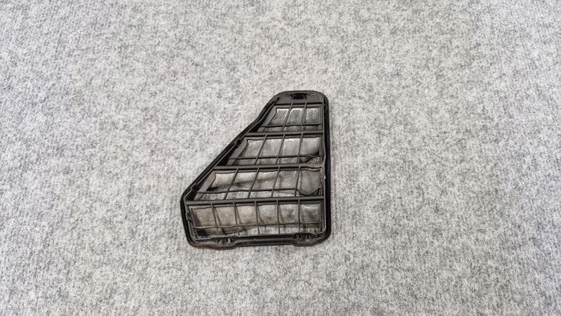 PORSCHE CARRERA 911 992 992819431 GRARA DE VENTILARE APARATOR ORIGINAL Product image