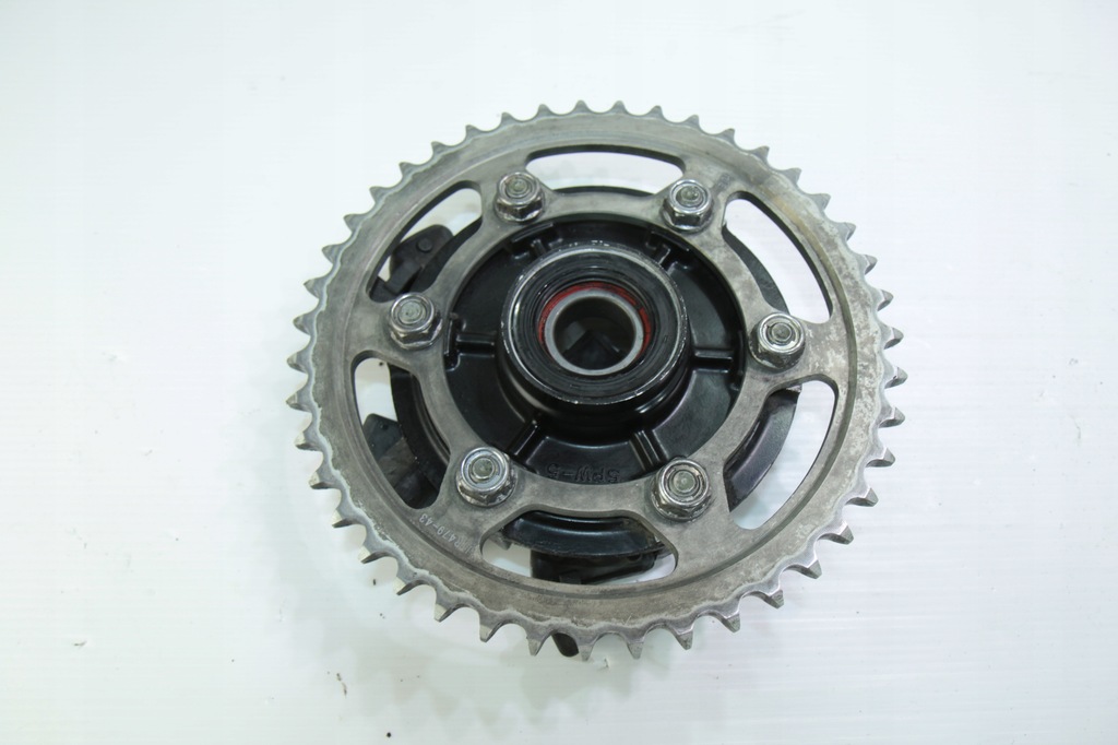YAMAHA R1 RN09 02-03 PINION, TRACTIONARE Product image