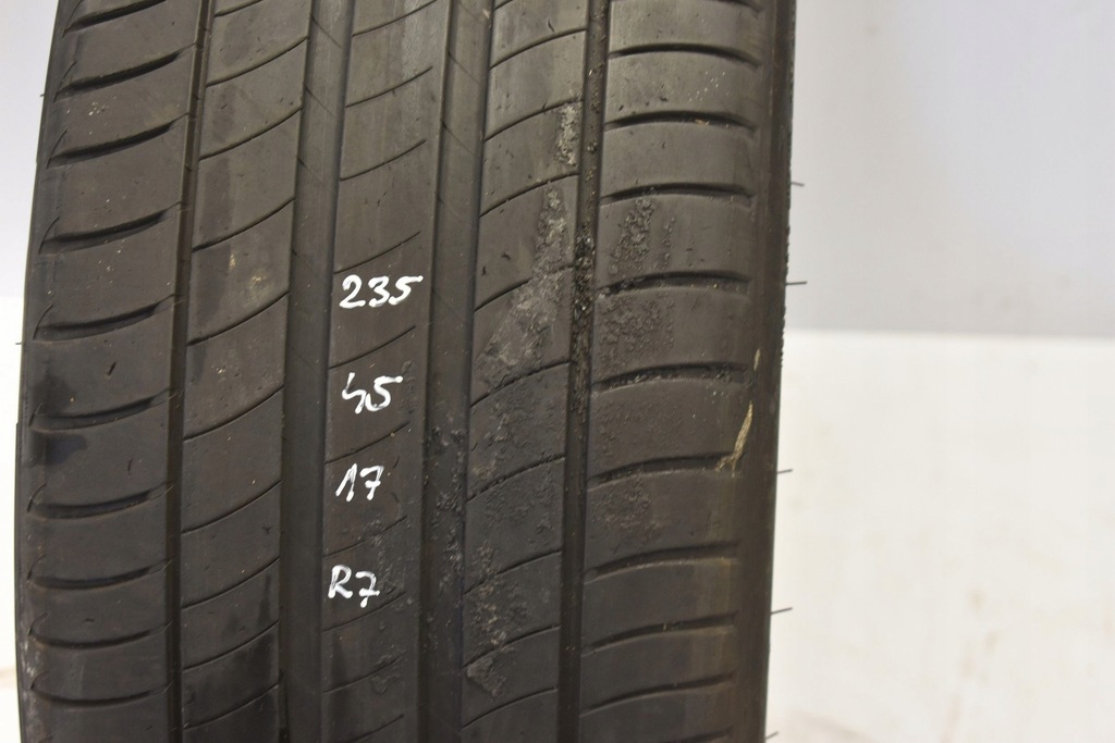 ANVELOPE DE VARĂ MICHELIN PRIMACY 3 235/45/17 R17 Product image