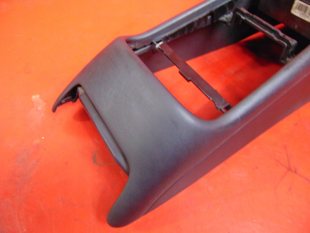 MERCEDES ML W163 LIFT 02- SUPORT COTIERA CENTRAL TUNEL Product image