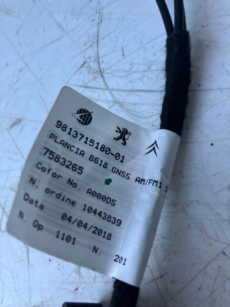 CABLU ANTENA RADIO NAVIGATIE CITROEN C3 III 9813715180 Product image