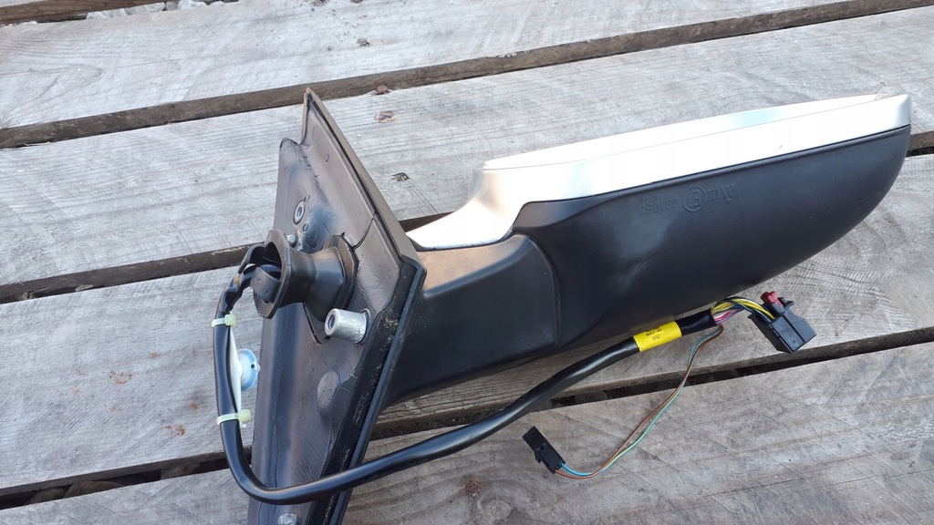 S4 B8 LIFT A4 OGLINZĂ FATA DREAPTA, PLIABLE 14 pini Product image