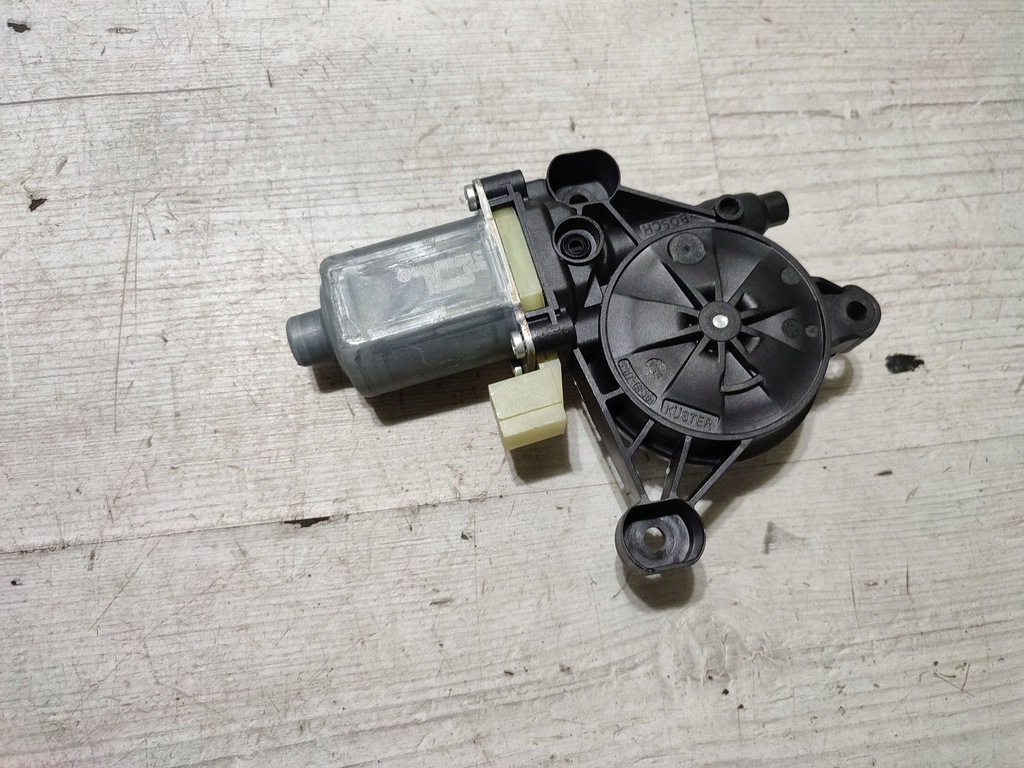 Volkswagen Touran III 20R 5 partea din față a motorului de sticlă Product image