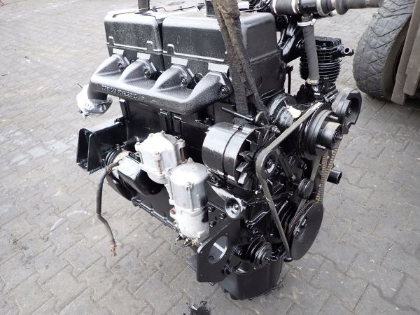 MOTOR IFA FORTSCHRITTE, aspirat natural, nominal in 4 cilindri, in stare foarte buna Product image
