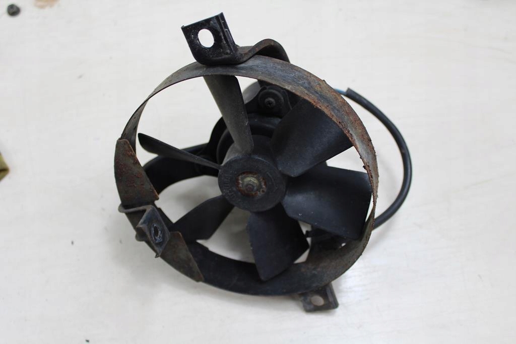 VENTILATOR RADIATOR APA HONDA VF500 MAGNA PC13 Product image