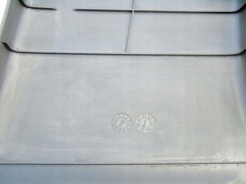 Acoperirea stâlpului central stânga Toyota Avensis T25 Kombi 624134-05030 Product image