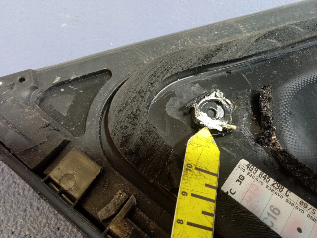 AUDI A6 C7 GEAM CAROSERIE SPATE STANGA 4G9845298C Product image