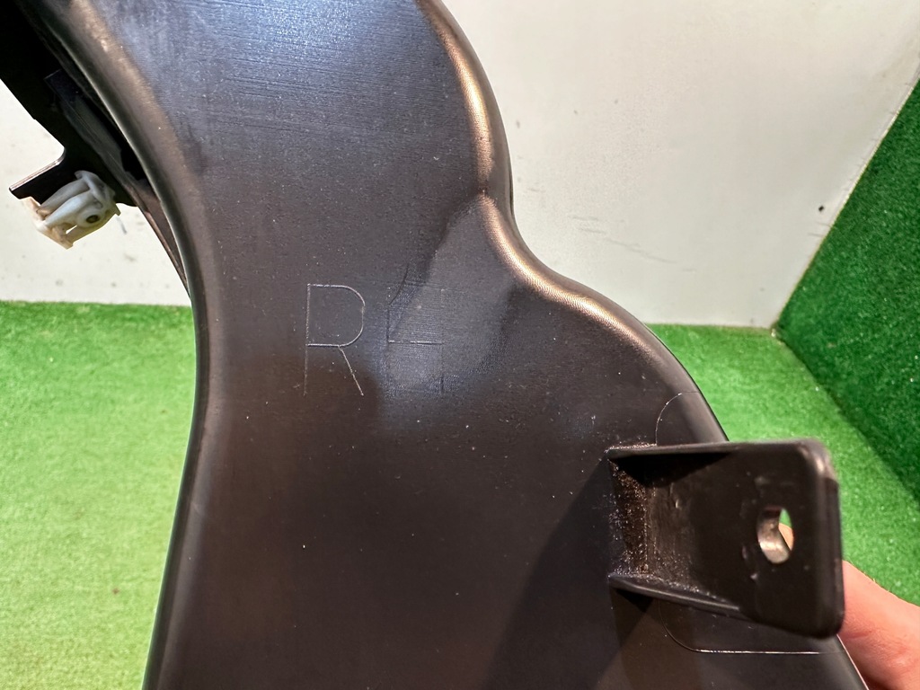 BMW IX I20 FRANEA CONDUCTĂ AER DREAPTA DISC ADMISIE RĂCIRE ​​8737026 Product image