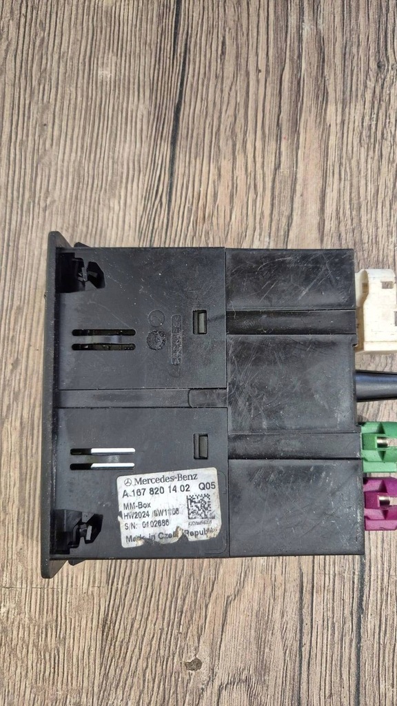 Mercedes GLE W167 Socket USB A1678201402 Product image