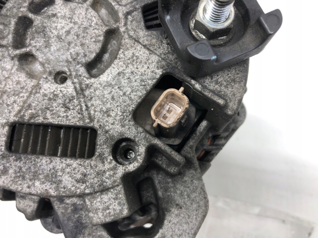 ALTERNATOR RENAULT LAGUNA III 8200654785 2.0 150KM 07-15 Product image