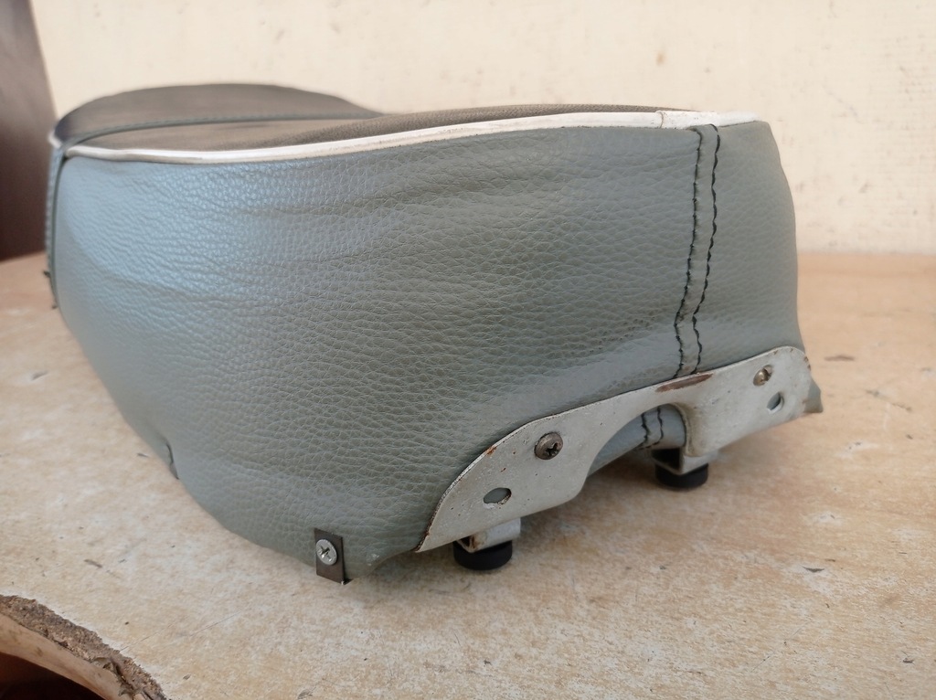 SHL M17 Gazelle - Piese - Scaun + Trunk + .. Product image