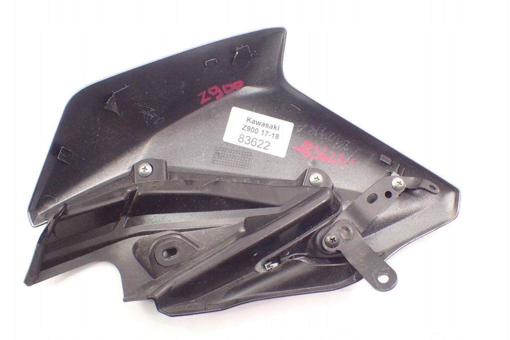 Umplere capac radiator lateral Kawasaki Z900 17- Product image