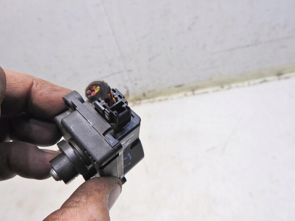 MOTOR INCALZIRE RENAULT LATITUDE EAD518 W4497001 Product image