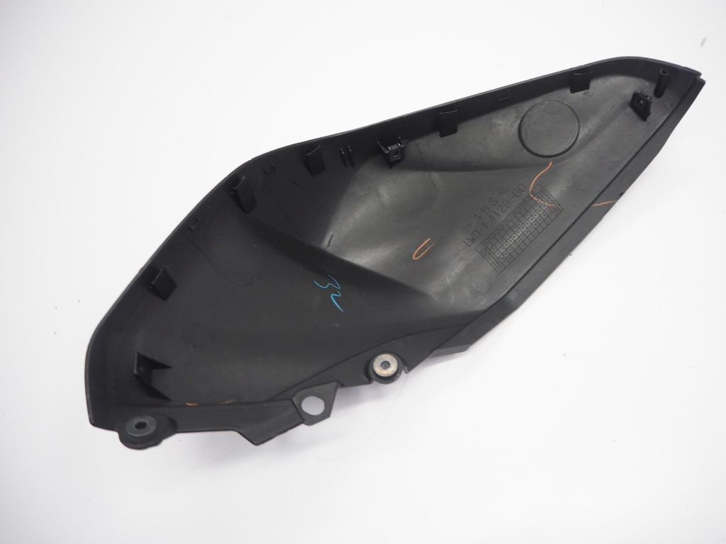 YAMAHA YZF-R3 15-18 SUPRAVARE CARENAT REZERVOR DE CARBURANT Product image