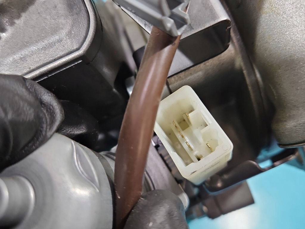 POMPA TOYOTA AVENSIS III T27 80960-20030, 45250-20A20 2.0 16V Product image