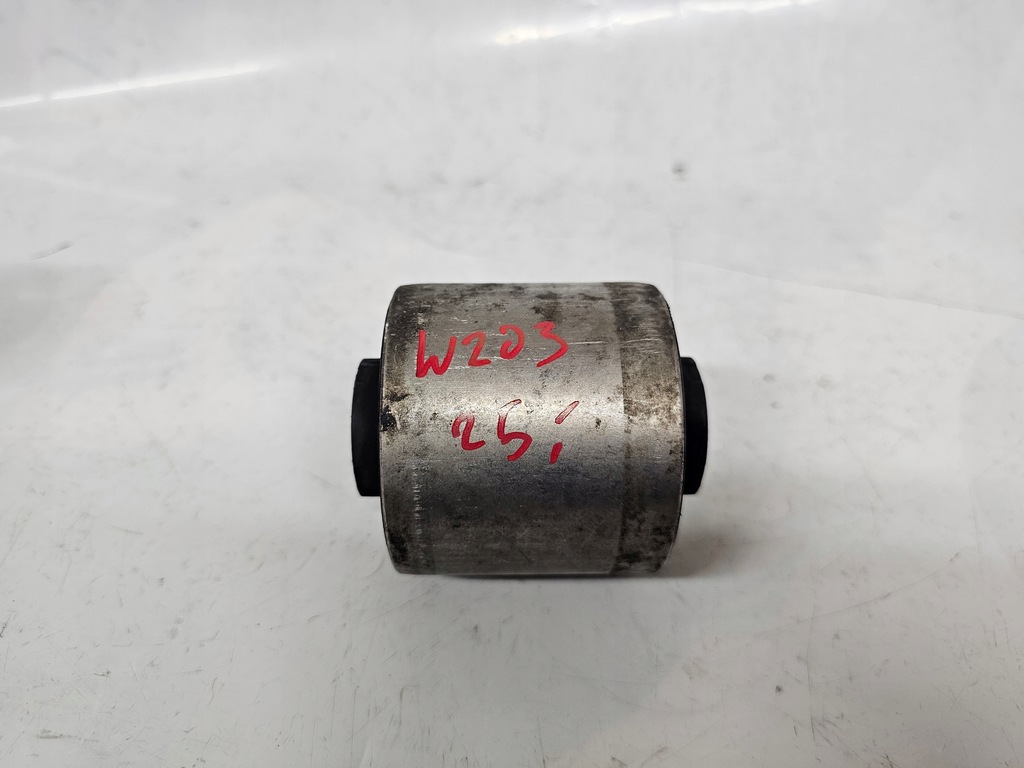 MERCEDES CLASA C W203 BUSCĂ BRĂ FAȚĂ A2033331014 Product image