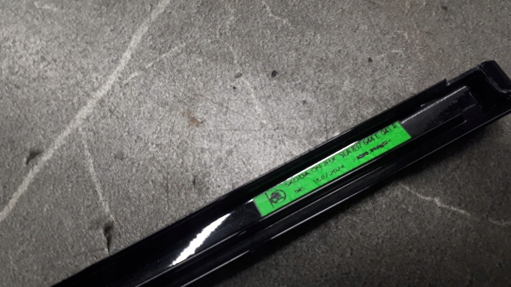 5LA837644C Master Skoda Enyaq IV Black Product image