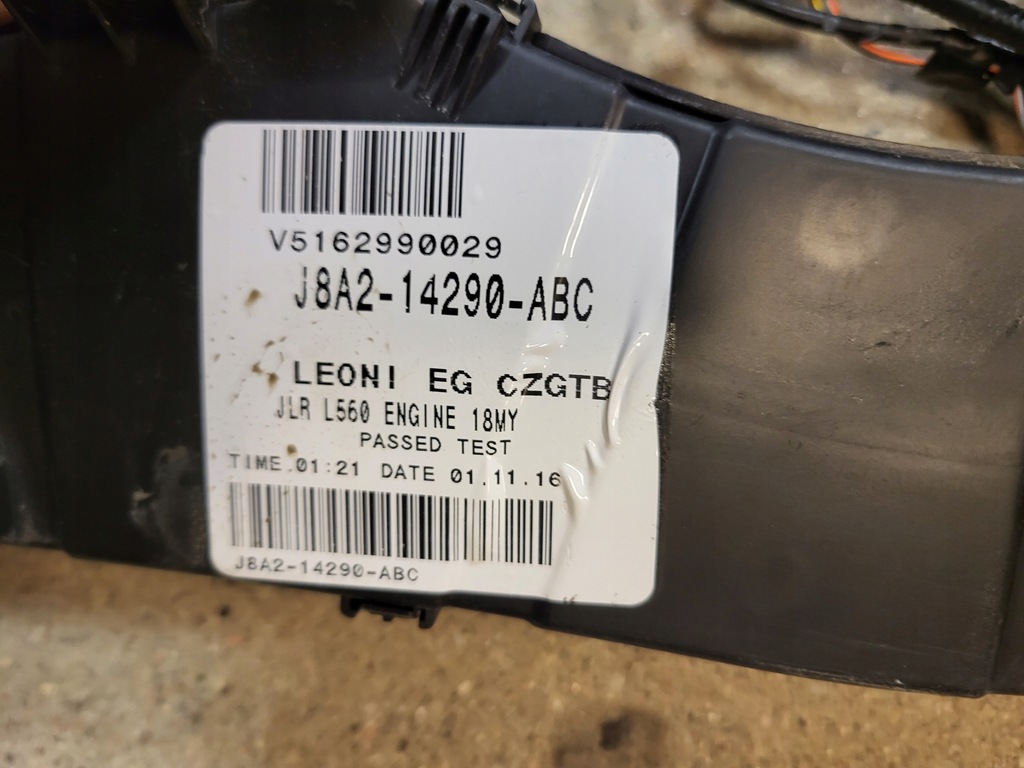 INSTALARE COMPLETĂ CABLA COMPARTIMENT MOTOR RANGE ROVER VELAR L560 3.0D 18MY Product image
