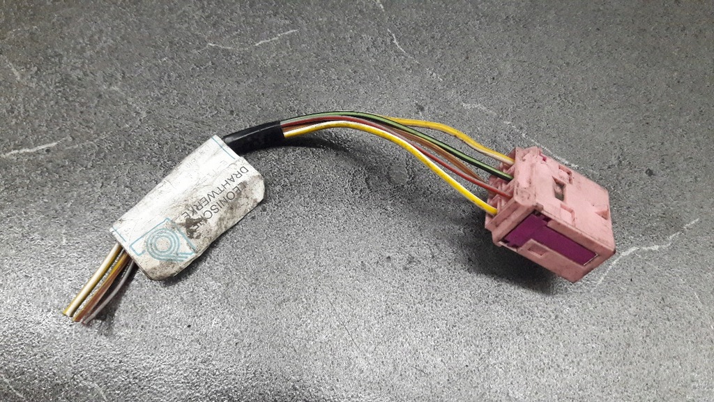1J0937741 Costând mufa 5pin VW T5 Product image