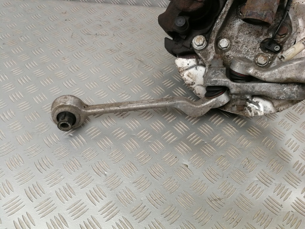 6764443 mcperson clemă articulație brațe de comandă bară stânga față BMW E90 E91 LCI Product image