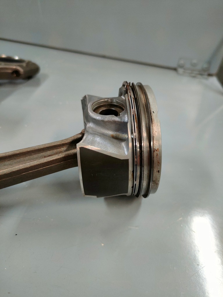 BIELLA PISTON GOLF VII GTI OCTAVIA III RS 2.0 TSI CHH 06LJ 06KAL 82.460 Product image