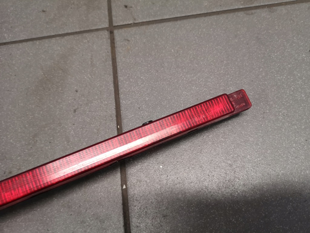 LAMPA A TREIA FRINA AUDI A4 B5 AVANT 8D9945097B Product image