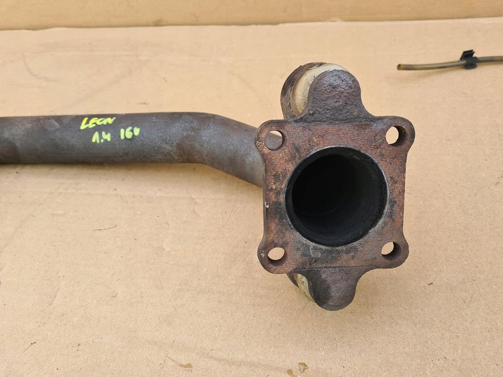 TUVA FLANSA CONEXIUNE FLEXIBILA TOBA DE EȘTIE SEAT LEON I TOLEDO II 1.4 16V Product image